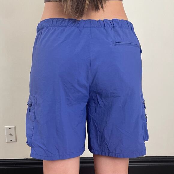 Vintage Columbia Outdoor Cargo Shorts - Picture 3 of 10